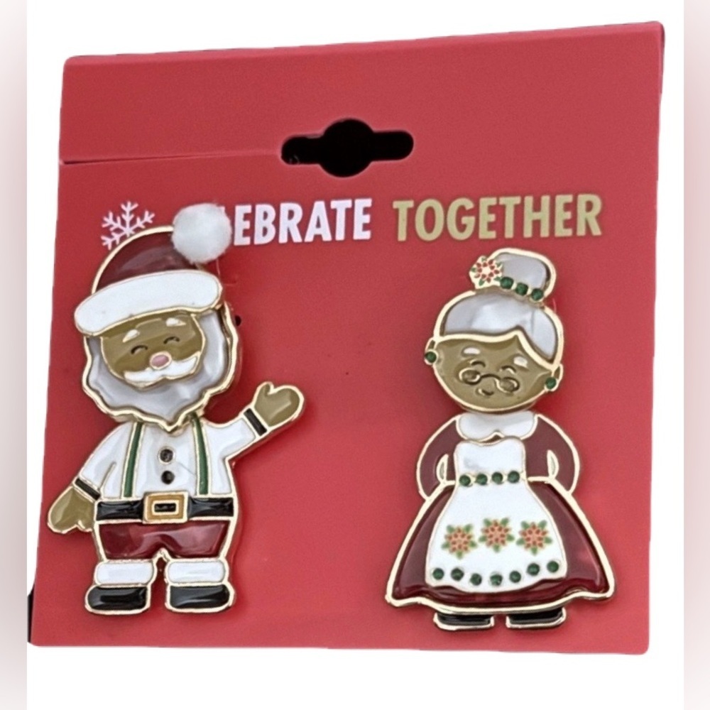 Kohl’s Medium Skin Tone Mr. & Mrs. Claus Drop Earrings